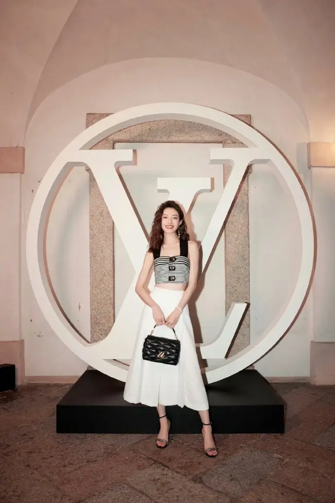 智慧校园数据看板